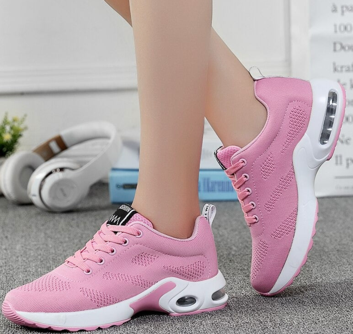 Joanne | Women's Cushioned Walking Sneakers