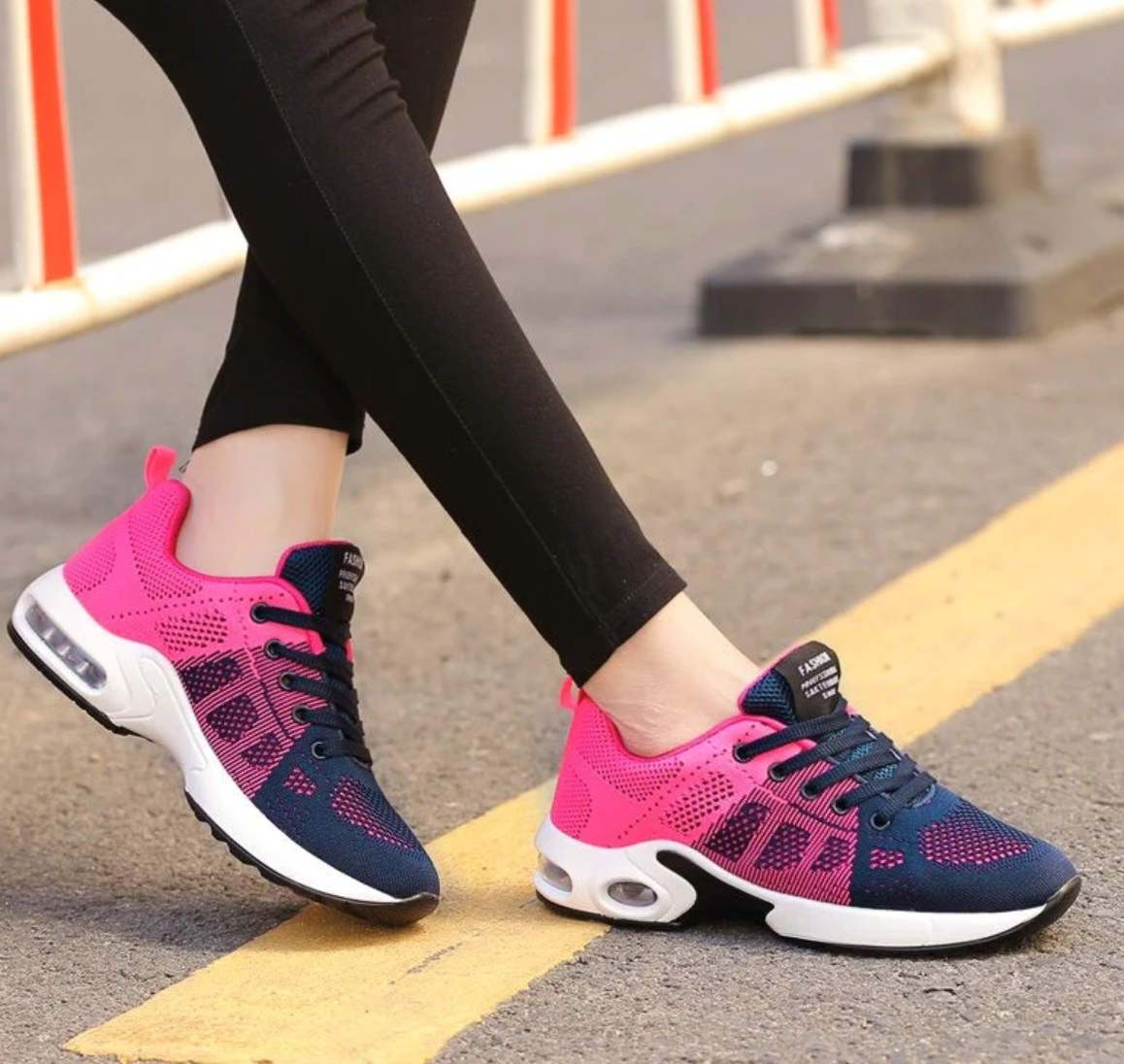 Joanne | Women's Cushioned Walking Sneakers
