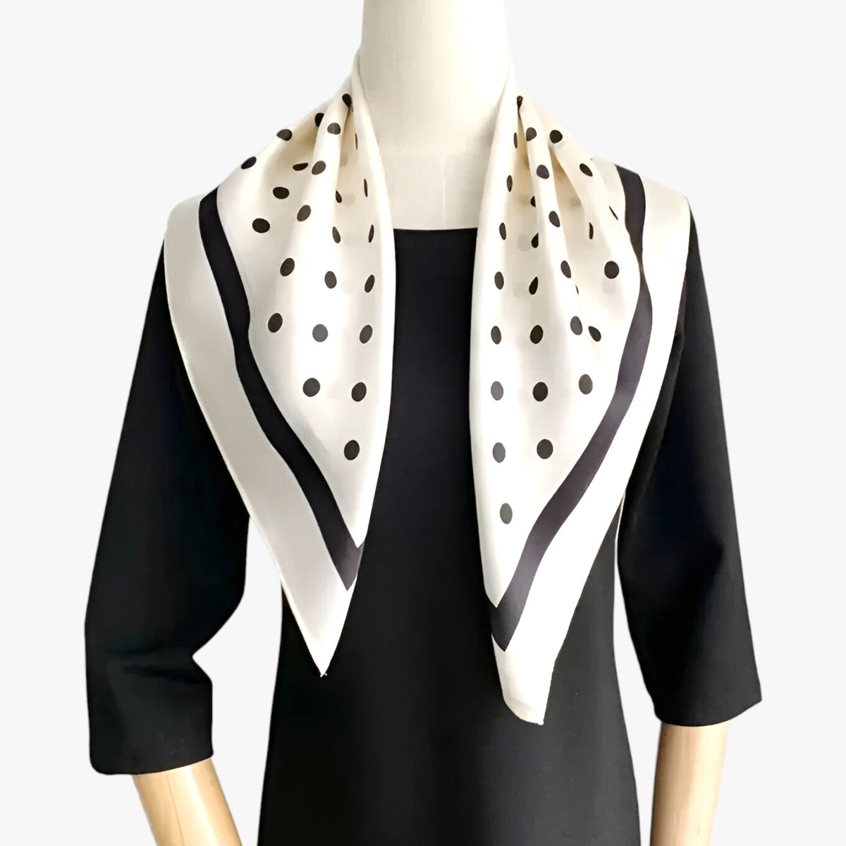 Robyn | Women's Printed Satin Scarf